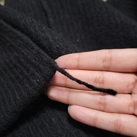 Aritzia Wilfred Free 100% Merino Wool Open Women's Cardigan in Black - Picture 12 of 13